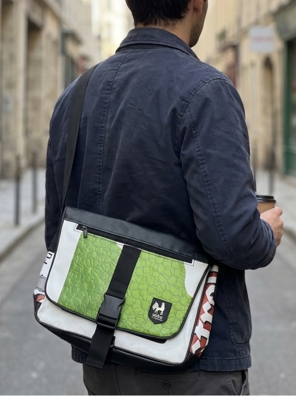 Vaho Trashion Upcycled Crossbody Messenger Bag N269-43